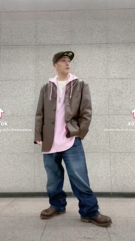 Doubleのジャケット/アウターを使った龍一 (The Loveless)®︎さんのファッション動画