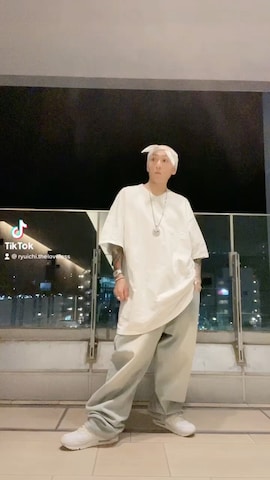 アナログ腕時計を使った龍一 (The Loveless)®︎さんのファッション動画