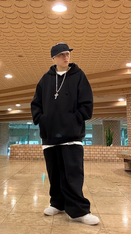 「アイテム（その他ヘアアクセサリー）」を使った、龍一 (The Loveless)®︎さん（メンズ・168cm）の冬コーディネート