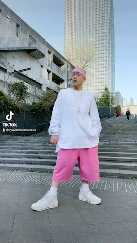 「アイテム（ヘアバンド）」を使った、龍一 (The Loveless)®︎さん（メンズ・168cm）の春コーディネート