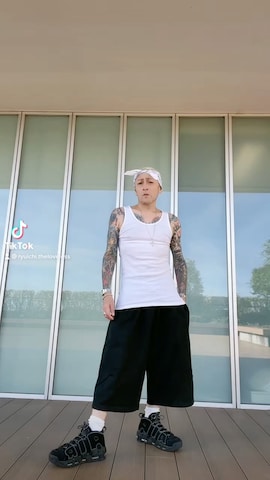 アナログ腕時計を使った龍一 (The Loveless)®︎さんのファッション動画