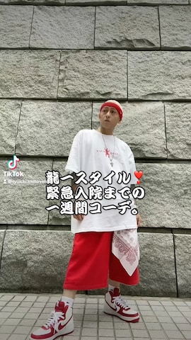「アイテム（ヘアバンド）」を使った、龍一 (The Loveless)®︎さん（メンズ・168cm）の秋コーディネート