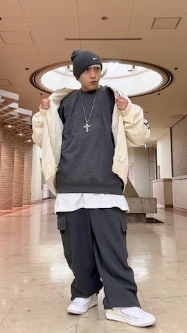 アンダーウェアを使った龍一 (The Loveless)®︎さんのファッション動画