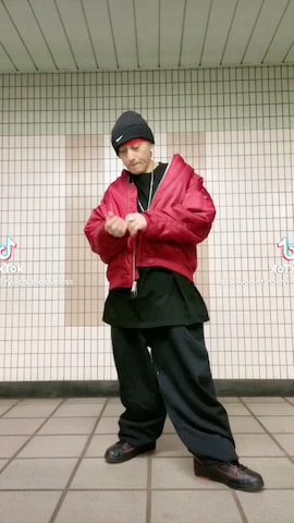 「アイテム（MA-1）」を使った、龍一 (The Loveless)®︎さん（メンズ・168cm）の冬コーディネート
