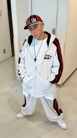 AVALANCHEのリングを使った龍一 (The Loveless)®︎さんのファッション動画