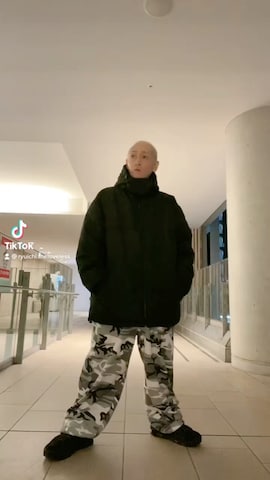 アナログ腕時計を使った龍一 (The Loveless)®︎さんのファッション動画