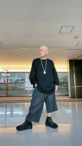 アナログ腕時計を使った龍一 (The Loveless)®︎さんのファッション動画