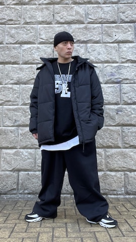 NIKEのスニーカーを使った龍一 (The Loveless)®︎さんのファッション動画