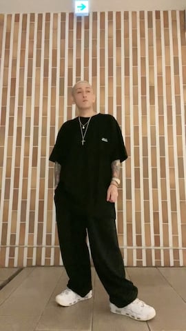 スウェットパンツを使った龍一 (The Loveless)®︎さんのファッション動画