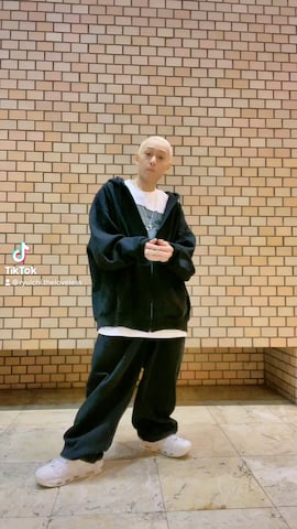 アナログ腕時計を使った龍一 (The Loveless)®︎さんのファッション動画