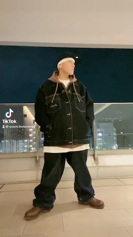 SEANJOHNのセットアップを使った龍一 (The Loveless)®︎さんのファッション動画