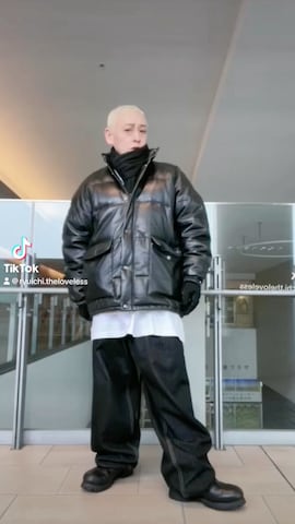「アイテム（マフラー）」を使った、龍一 (The Loveless)®︎さん（メンズ・168cm）の冬コーディネート