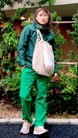 TRUSSのアイテムを使ったまっちゃんさんのファッション動画