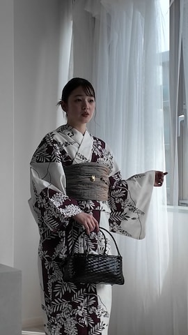 utataneのアイテムを使ったutataneスタッフさんのファッション動画