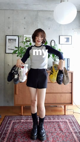 「adidas Originals（アディダスオリジナルス）のアイテム」を使った、mizota yayoiさん（レディース・162cm）の秋コーディネート