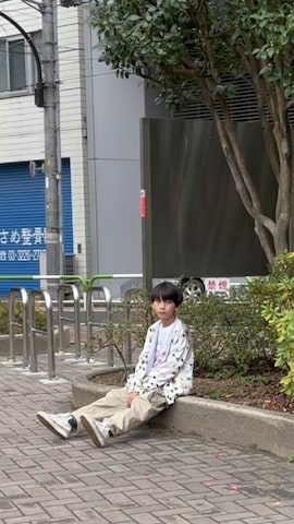 「アイテム（ノーカラージャケット）」を使った、kazukiさん（キッズ・140cm）の冬コーディネート