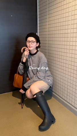 「アイテム（レインシューズ）」を使った、りんさん（レディース・161cm）の春コーディネート