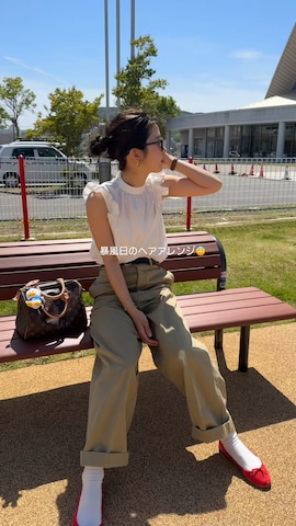 Whim Gazetteのチノパンツを使ったmiisuuzuukiiさんのファッション動画