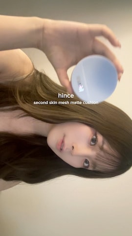 メイクアップを使ったfu yuさんのファッション動画