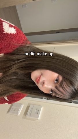 TIRTIRのアイテムを使ったfu yuさんのファッション動画