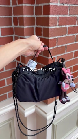 財布を使ったayaさんのファッション動画