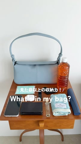 mysty womanのショルダーバッグを使ったuemiさんのファッション動画