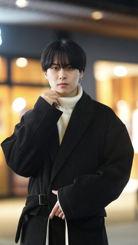 「アイテム（アイシャドウ）」を使った、SHOTAさん（メンズ・176cm）の秋コーディネート