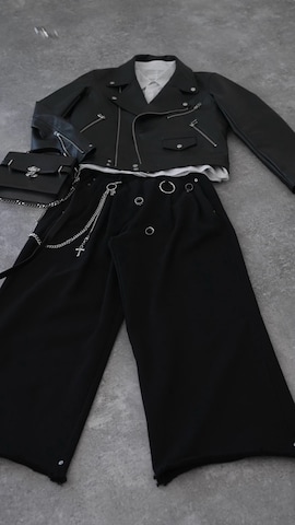 スウェットパンツを使った犬飼京 inukai keiさんのファッション動画