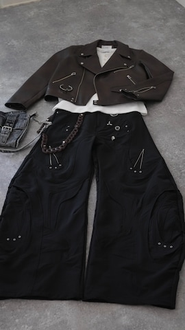 🎗️ AD̷RER 1.28 release🎗️のカーゴパンツを使った犬飼京 inukai keiさんのファッション動画