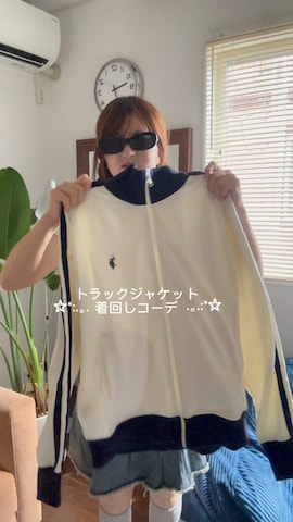 「adidas Originals（アディダスオリジナルス）のアイテム」を使った、senaさん（レディース・158cm）の秋コーディネート