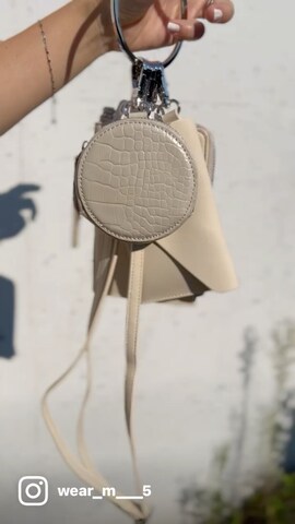 MONICAのアイテムを使ったM★★★さんのファッション動画