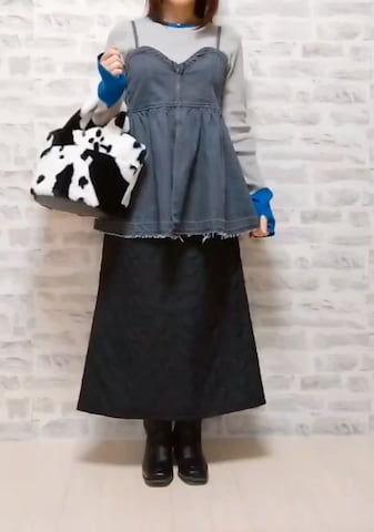 しまむらのスカートを使ったrinrisoraさんのファッション動画