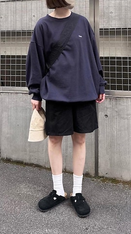 flanerのスウェットを使ったukiさんのファッション動画