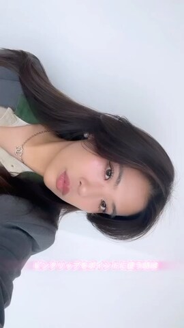 「アイテム（ハイライト/シェーディング）」を使った、Rena Saitoさん（レディース・164cm）の春コーディネート