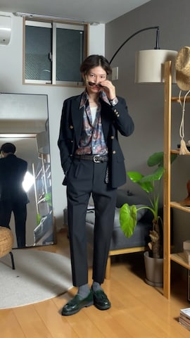 CELINEのスラックスを使ったTsuguya/KwonSayaさんのファッション動画