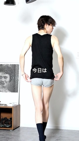 VINTAGEのライダースジャケットを使ったTsuguya/KwonSayaさんのファッション動画