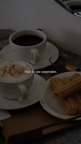 VINTAGEのステンカラーコートを使ったTsuguya/KwonSayaさんのファッション動画