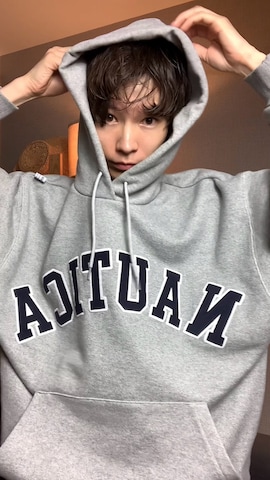 Ray BEAMSのアイテムを使ったTsuguya/KwonSayaさんのファッション動画