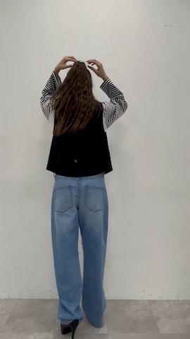 FOREVER 21のベストを使ったmEiさんのファッション動画