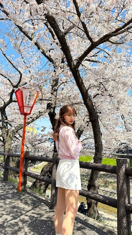 Barbieのアイテムを使ったゆっこさんのファッション動画