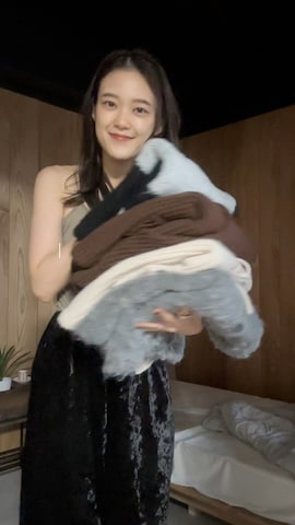 CE'E_SE'Eのトップスを使ったainaさんのファッション動画