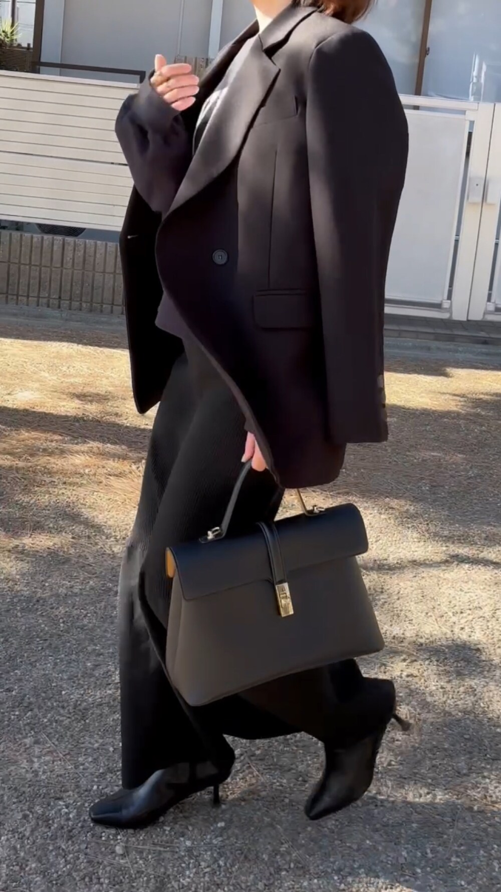 軽量】【2WAY】ひねり金具ワンハンドルショルダーバッグを使った