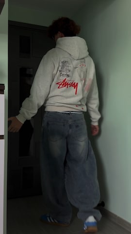 Drew Houseのアイテムを使ったCHEUNGGARYさんのファッション動画