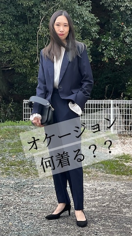 「アイテム（スーツセット）」を使った、あみぃさん（レディース・161cm）の冬コーディネート