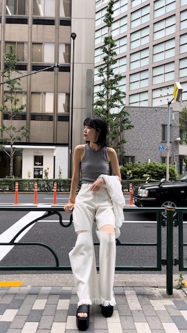 AMAILのパンツを使ったAMAILさんのファッション動画