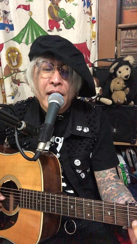 SWAGGERのトップスを使ったP929* 職業 廃人さんのファッション動画