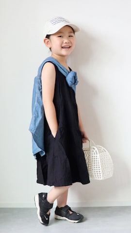 「アイテム（トートバッグ）」を使った、KISA / SANAさん（キッズ・100cm）の夏コーディネート
