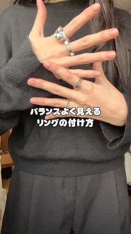 UNKNOWN.のアクセサリーを使ったabe さんのファッション動画