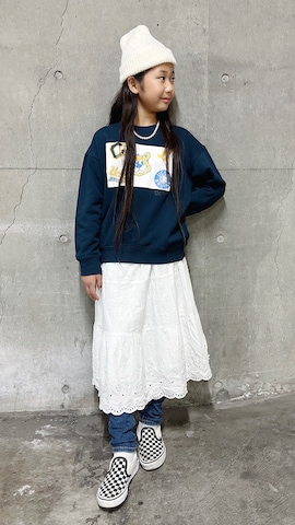 「アイテム（スリッポン）」を使った、nikoさん（キッズ・140cm）の秋コーディネート