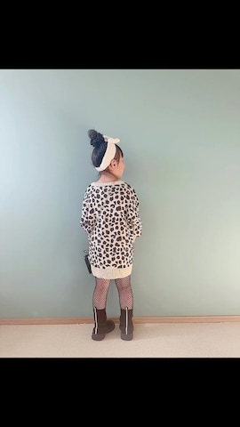 「アイテム（ヘアバンド）」を使った、Hanさん（キッズ・110cm）の秋コーディネート